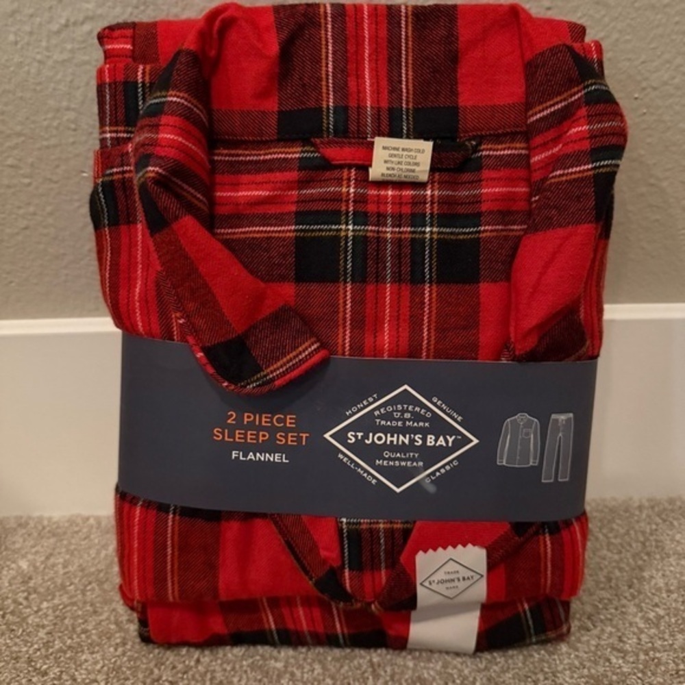 NWT St. John’s Bay men’s 2 piece flannel sleep set size XXL